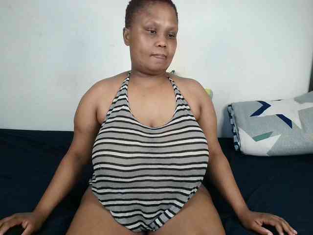 BIGTITTISXX BIGTITTISXX