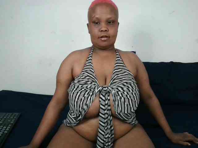 BIGTITTISXX BIGTITTISXX