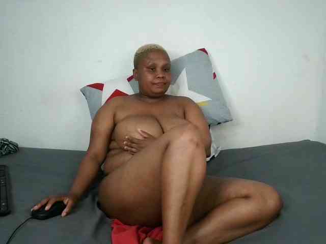 BIGTITTISXX BIGTITTISXX