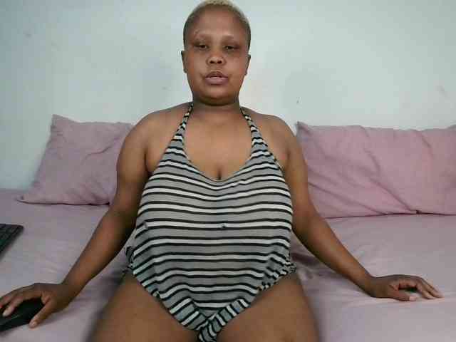 BIGTITTISXX BIGTITTISXX