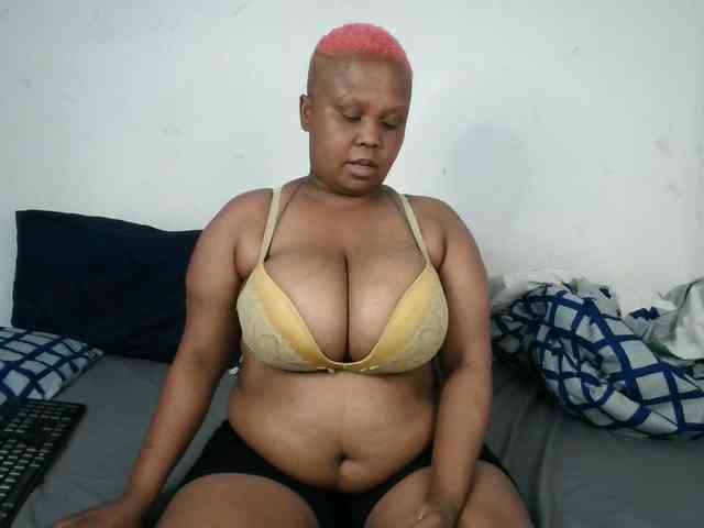 BIGTITTISXX BIGTITTISXX