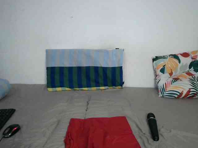 BIGTITTISXX webcam