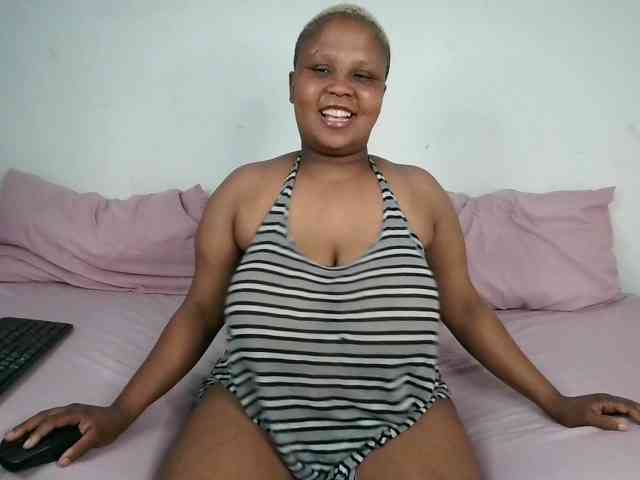 BIGTITTISXX BIGTITTISXX