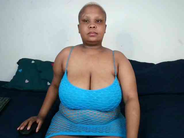 BIGTITTISXX BIGTITTISXX