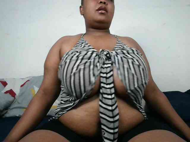 BIGTITTISXX BIGTITTISXX