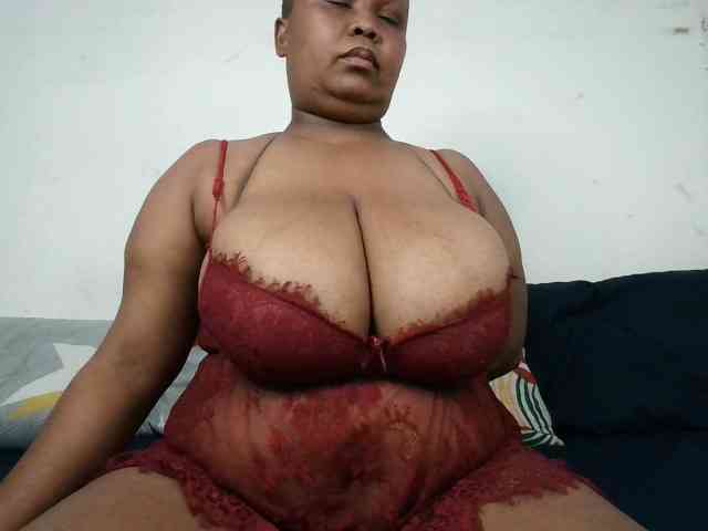 BIGTITTISXX BIGTITTISXX