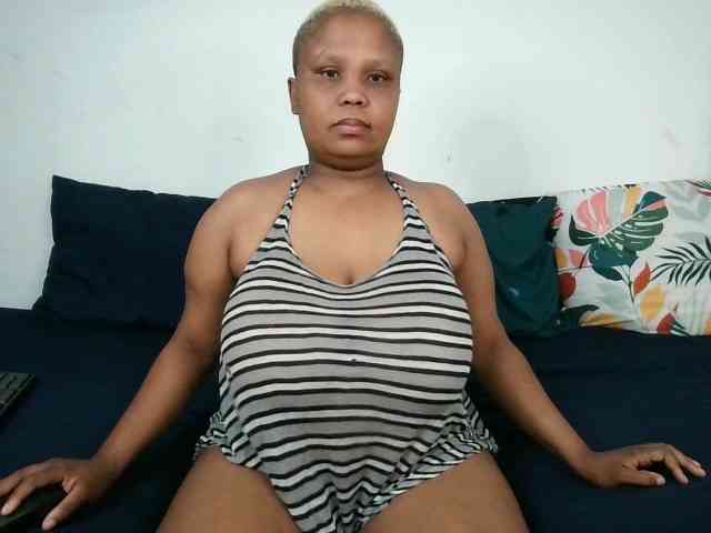 BIGTITTISXX BIGTITTISXX