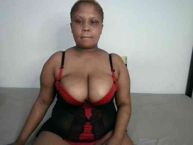 BIGTITTISXX
