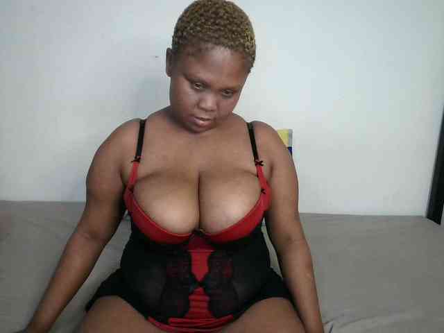 BIGTITTISXX