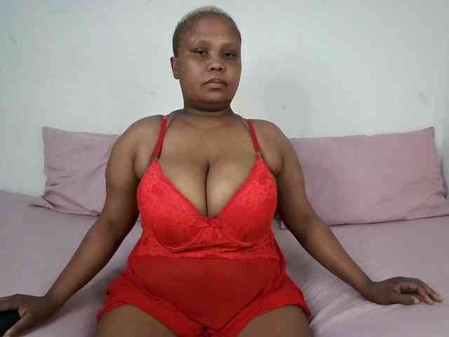 BIGTITTISXX BIGTITTISXX