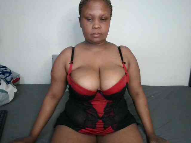 BIGTITTISXX