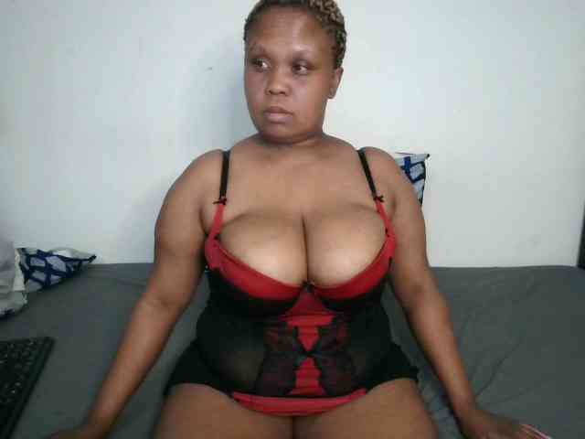 BIGTITTISXX