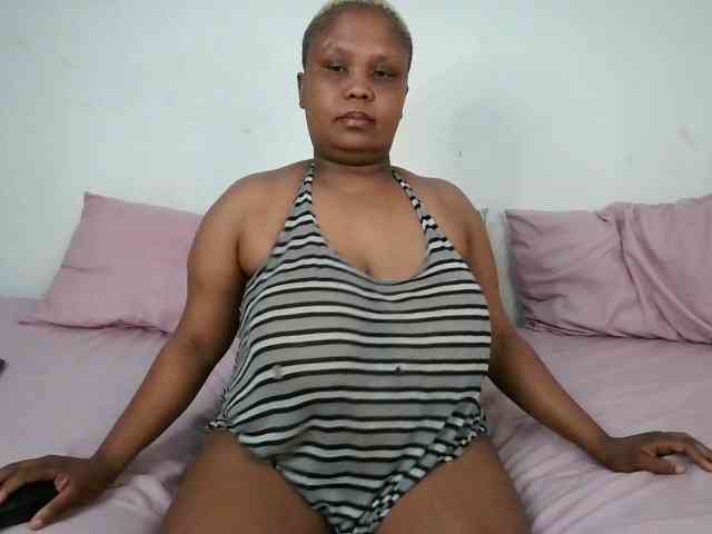 BIGTITTISXX BIGTITTISXX