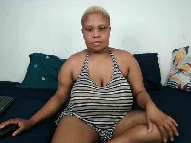 BIGTITTISXX BIGTITTISXX