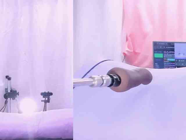 CristalThompson webcam