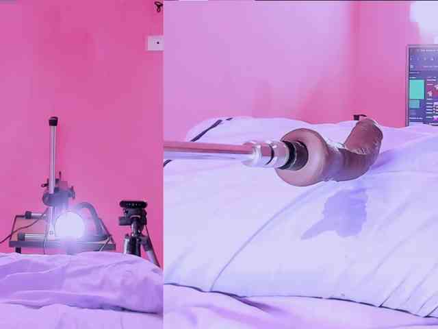 CristalThompson webcam