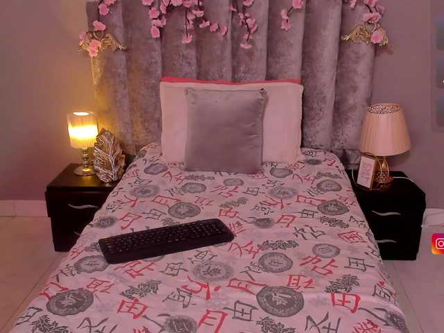 BongaCams Chloe- is Freechat Chloe- — Welcome guys I'm your sweet girl please make me feel good