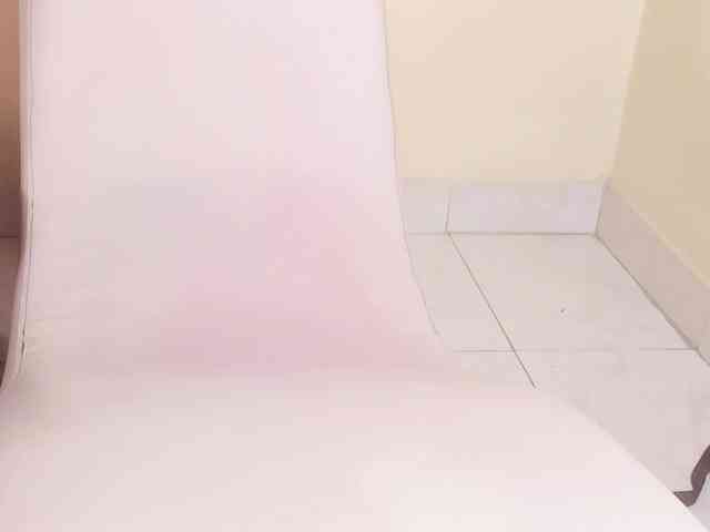 Chloe- webcam