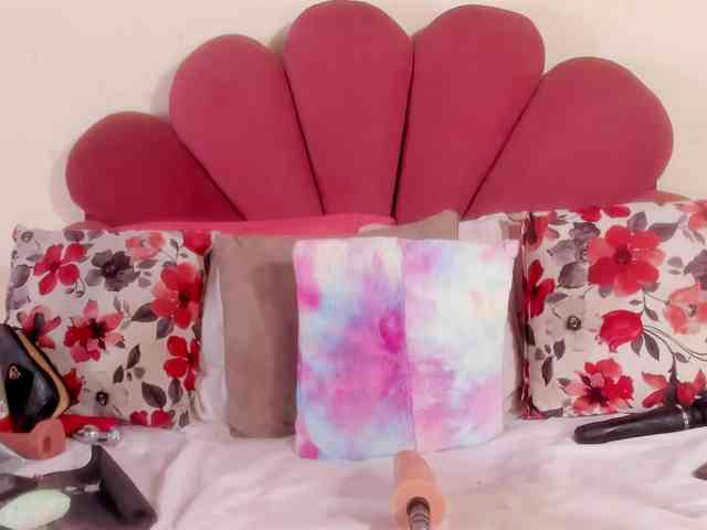 Chloe- webcam