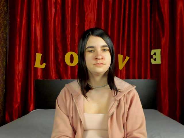 Polly-Love — Freechat on BongaCams