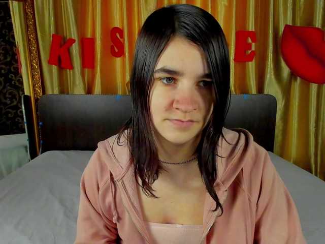 Polly-Love — Freechat on BongaCams