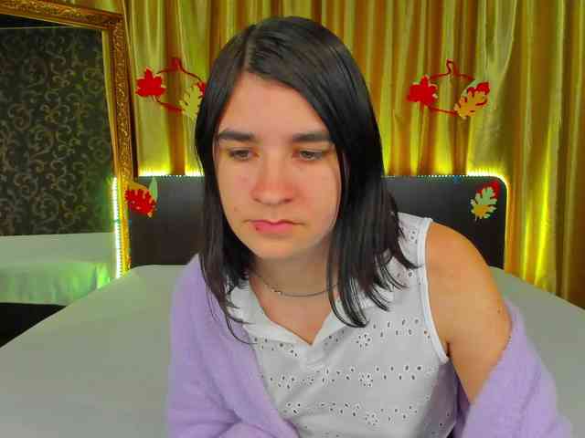 Polly-Love webcam