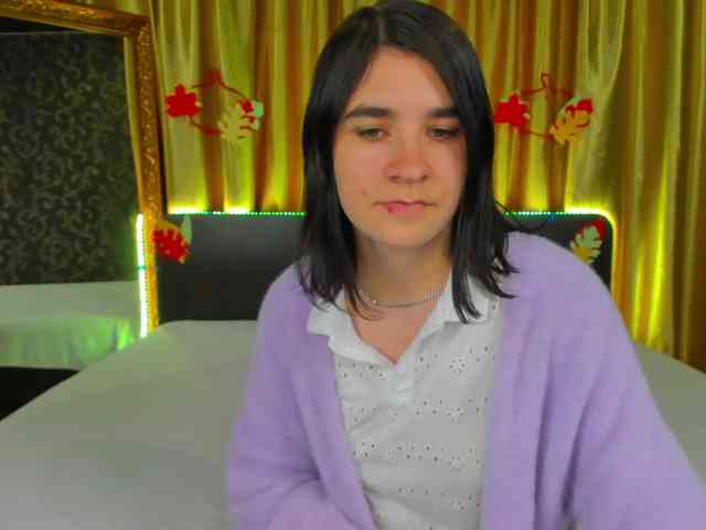 Polly-Love webcam