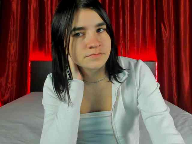 Polly-Love webcam