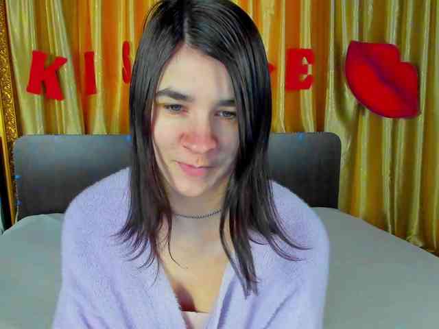 Polly-Love webcam