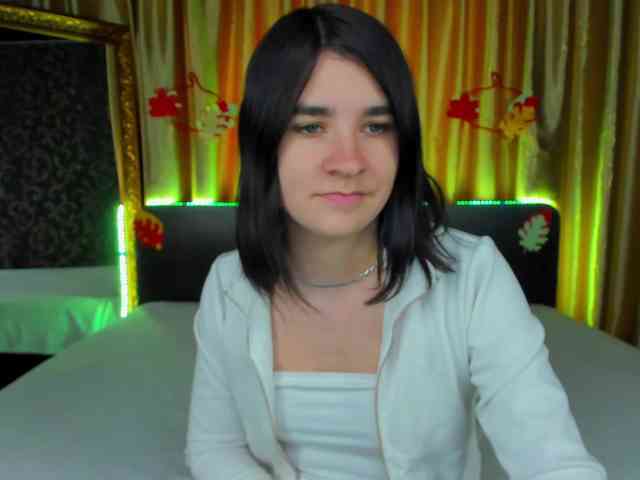 Polly-Love webcam