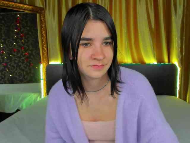 Polly-Love webcam