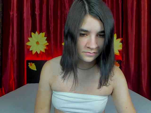 Polly-Love webcam