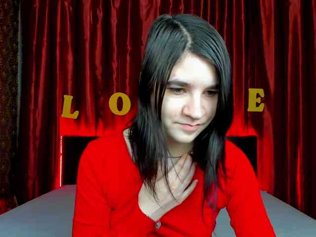 Polly-Love webcam