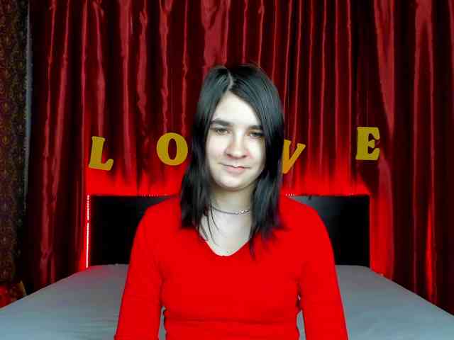Polly-Love webcam