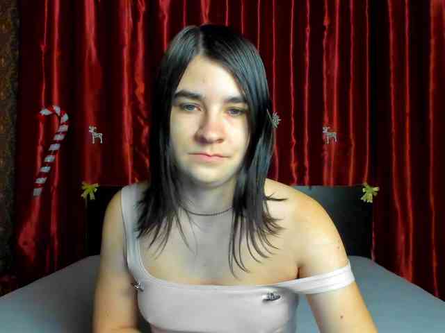 Polly-Love webcam