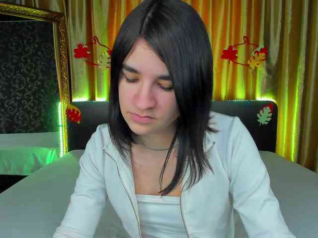 Polly-Love webcam