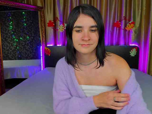 Polly-Love webcam