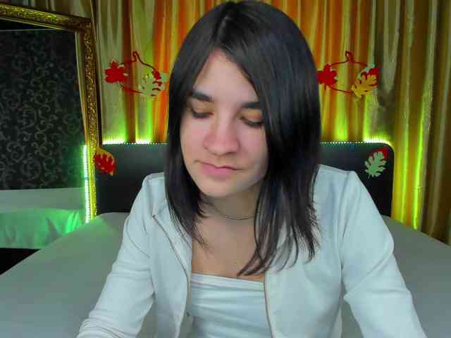 Polly-Love webcam
