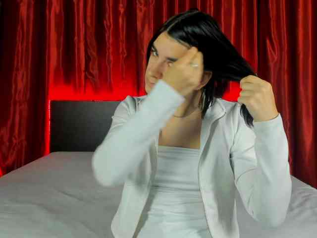 Polly-Love webcam