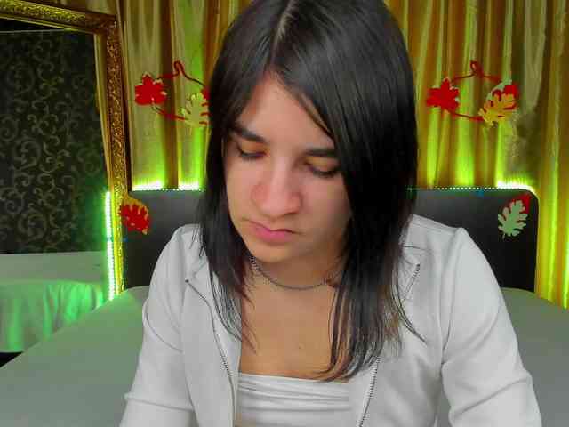 Polly-Love webcam