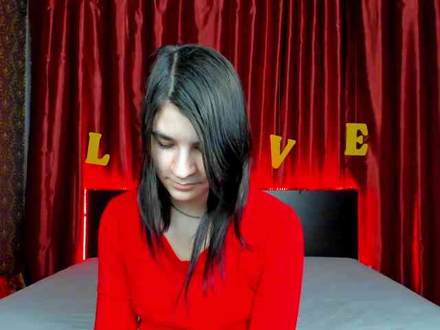 Polly-Love webcam