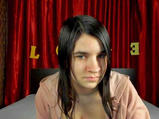 Polly-Love webcam