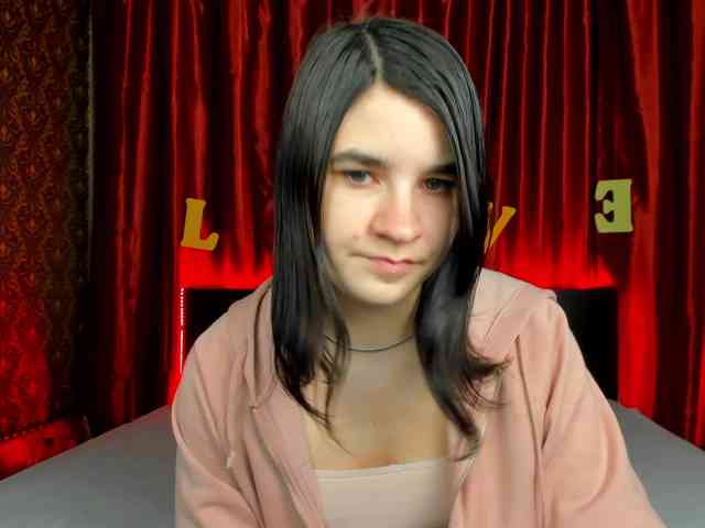 Polly-Love webcam