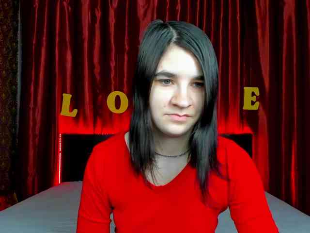 Polly-Love webcam