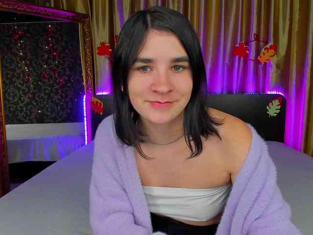 Polly-Love webcam