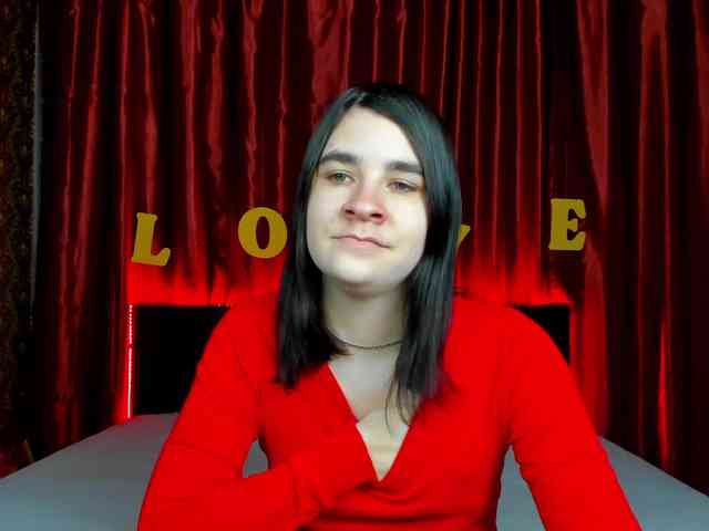 Polly-Love webcam