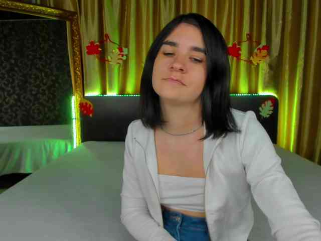 Polly-Love webcam