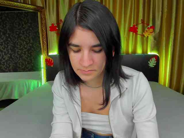 Polly-Love webcam