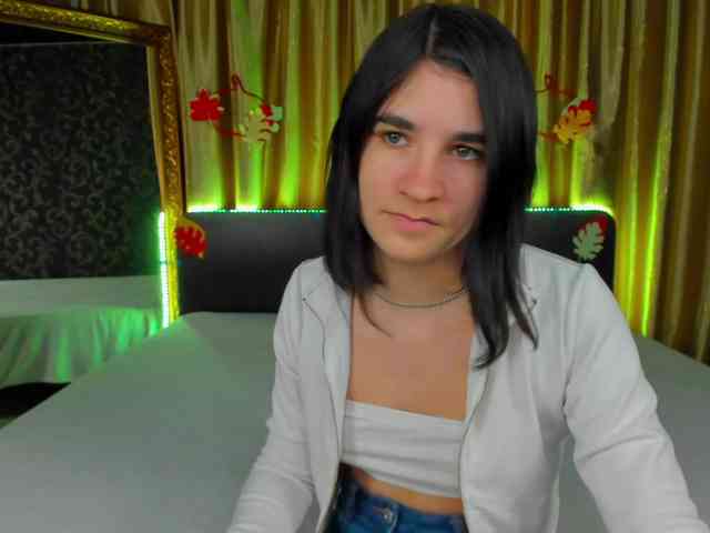 Polly-Love webcam