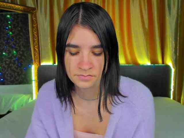 Polly-Love webcam